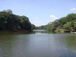 Bild "lingála:MV3.jpg"